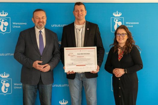 Burmistrz Bogdan Oleśiński i preze HDK PCK Ursus